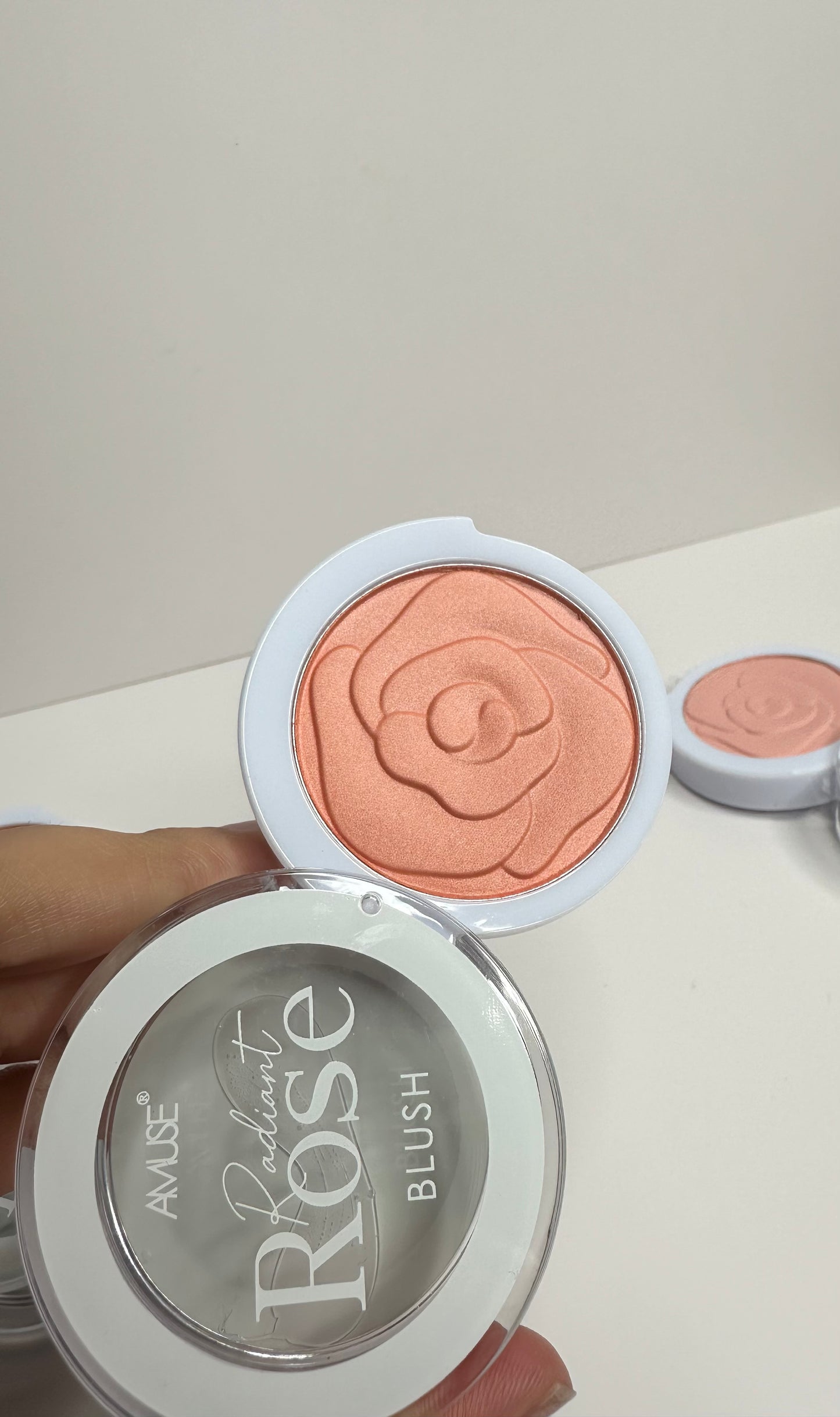 AMUSE RADIANT BLUSH