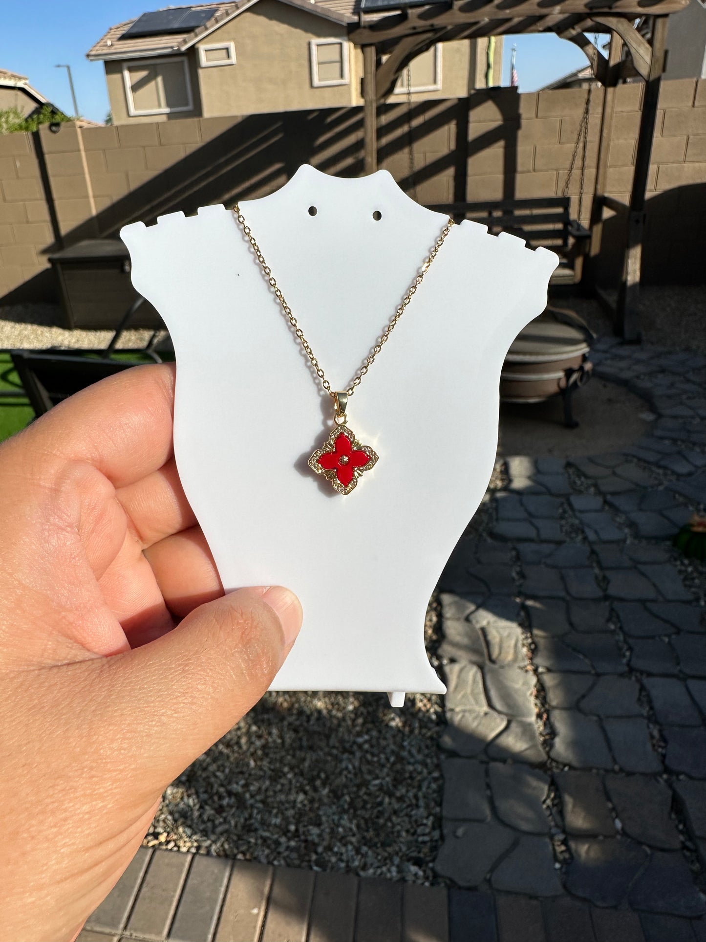 RUBY RED NECKLACE